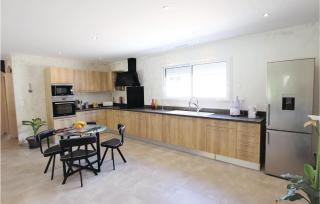 Stunning Home In Monteux - Monteux - 4