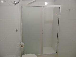 B&B White One - 9