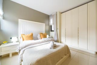 Upscale Family Home with Balcony, Parking next to Beach by FeelHome - Tel Aviv - 4