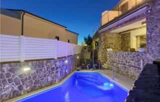 Beautiful Home In Krk - Krk - 2