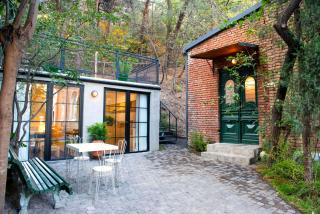 Funicular Inn Apartments - Tbilisi - 8