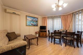 Vazov Residence , two bedroom top centre apartment - Varna - 0