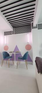 Memphis design apartment - Sevilla - 0