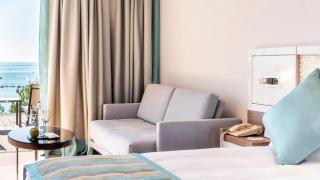Crowne Plaza Limassol by IHG - Limassol - 1