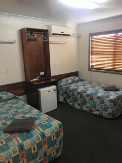 Blackall Coolibah Motel - 2