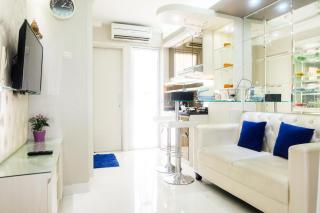 Posh 2BR Apartment at Bassura City near Shopping Mall By Travelio - Jakarta - 3