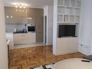 Apartman Gaga 1 - Lukavica - 8