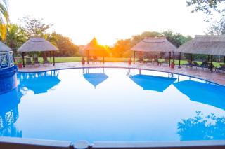 Elephant Hills Resort - Victoria Falls - 6
