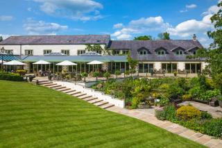 Gibbon Bridge Hotel - 6