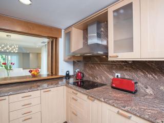 Holiday Home Perla Blanca by Interhome - Estepona - 2