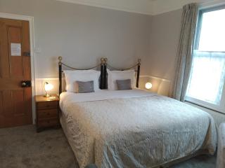 Anton Guest House Bed and Breakfast - Shrewsbury - 5