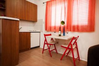 Centar 1 Private Room with Ensuite and Kitchenette - 9