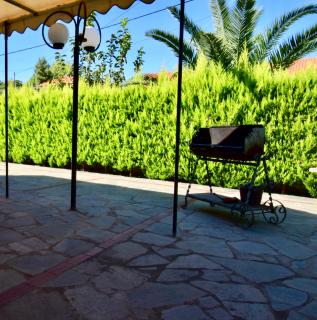 Menis Haus Rooms - Nea Vrasna - 6