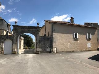 Le Milieu Chai, Chateau de Charras - Charras - 0
