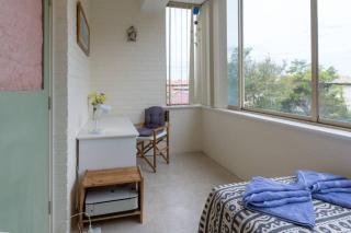 B6 Crawley Apartment 1 BRM & Sleepout near UWA - Perth - 6