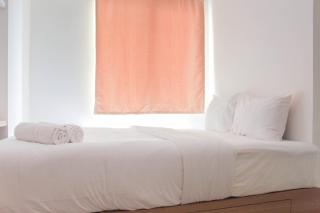 Beautiful and Comfy 1BR at Bassura City Apartment By Travelio - Jakarta - 9