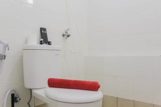 Beautiful and Comfy 1BR at Bassura City Apartment By Travelio - Jakarta - 6