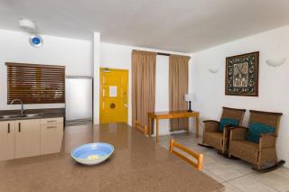 Santorini - Perissa 32 - Ballito - 2