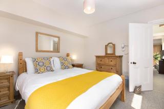 Salt Lane Apartments - Salisbury - 4