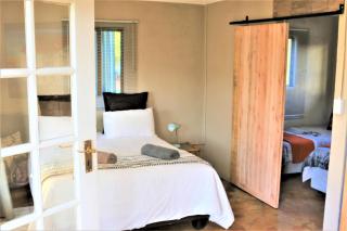Round Here Self-Catering Holiday Home - Sabie - 1