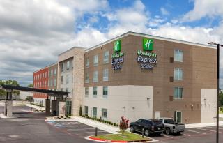 Holiday Inn Express & Suites Tulsa South - Woodland Hills by IHG - Tulsa - 0