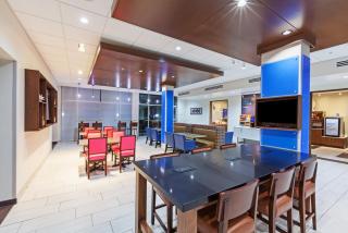 Holiday Inn Express & Suites Tulsa South - Woodland Hills by IHG - Tulsa - 4