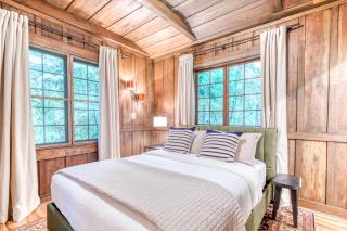 Hygge Cabin On The River - 8