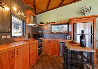 Taylors Bay Cottage - South Bruny - 8