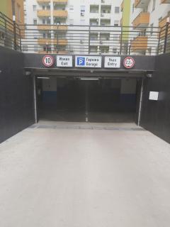 City Lux Free Garage - 1