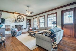 Beautiful Hill Country Ranch Home - 4 Mi to Town! - Boerne - 0