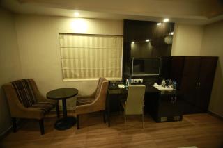 Hotel Comfotel Kolkata - Kalkutta - 7