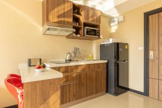 NaiHarn Sea Condo by Holy Cow, 1-BR, mountain view - Nai Harn Beach - 2