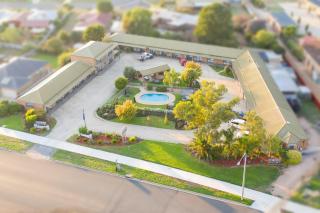 Statesman Motor Inn - Corowa - 0