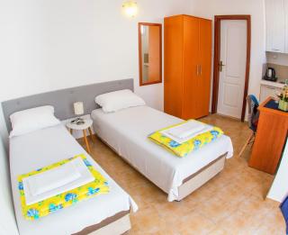 Fisherman House Apartments - Rafailovici - 3