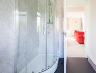 Toothbrush Apartments - Ipswich East - Cauldwell Ave - 2