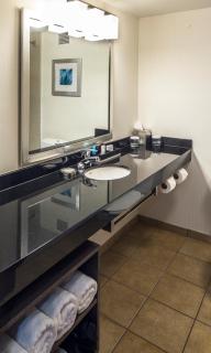 Crowne Plaza Hotel and Suites Pittsburgh South by IHG - 5