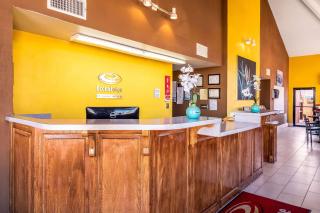 Econo Lodge - Acworth - 5