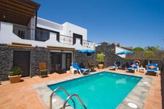 4 bedroom Villa Saturn with private heated pool - Puerto del Carmen - 0