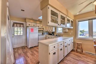 East of the Sun Beachside Apartment with Deck! - Emerald Isle - 2