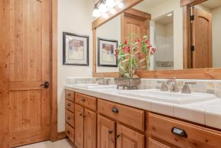 Lodges 1140 - Old Mammoth - 2