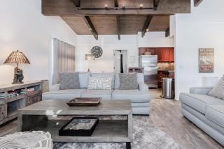 Chateau D'Oex 8 - Mammoth Lakes - 3