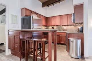 Chateau D'Oex 8 - Mammoth Lakes - 1