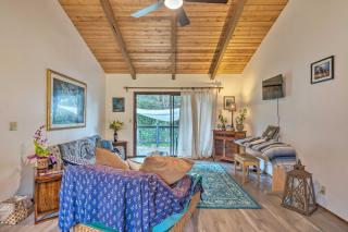 Peaceful Abode with Deck, 13 Mi to Black Sand Beach! - Naalehu - 0
