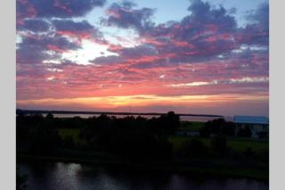 115 Harbour Key Drive - - 4