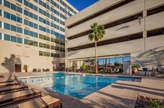 Crowne Plaza Phoenix Airport - PHX by IHG - 8