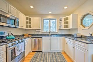 Spacious Waterfront Falmouth Home on Jenkins Pond! - Falmouth - 1