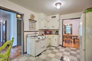 Pet-Friendly River District Home with Fenced Yard - Fort Worth - 1
