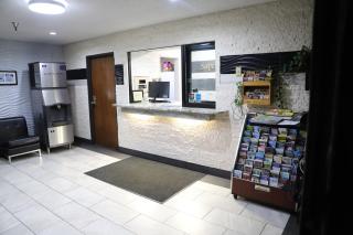 Super 8 by Wyndham Richmond Airport VA - Sandston - 8