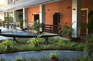 Immana Grand Inle Hotel - 1