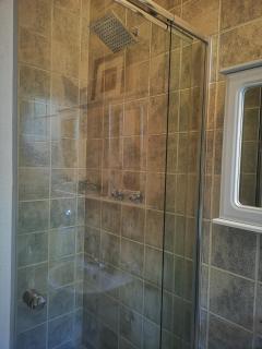 Bristow Self Catering Unit with Back Up Power and Free Wi- Fi - Roodepoort - 3